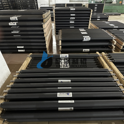 ماشین چرخش UV رولر لاستیکی تعادل دینامیکی خوب و ویژگی های لرزش کم با عملکرد دینامیکی خوب