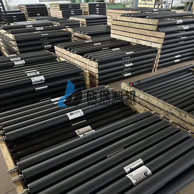 ماشین چرخش UV رولر لاستیکی تعادل دینامیکی خوب و ویژگی های لرزش کم با عملکرد دینامیکی خوب